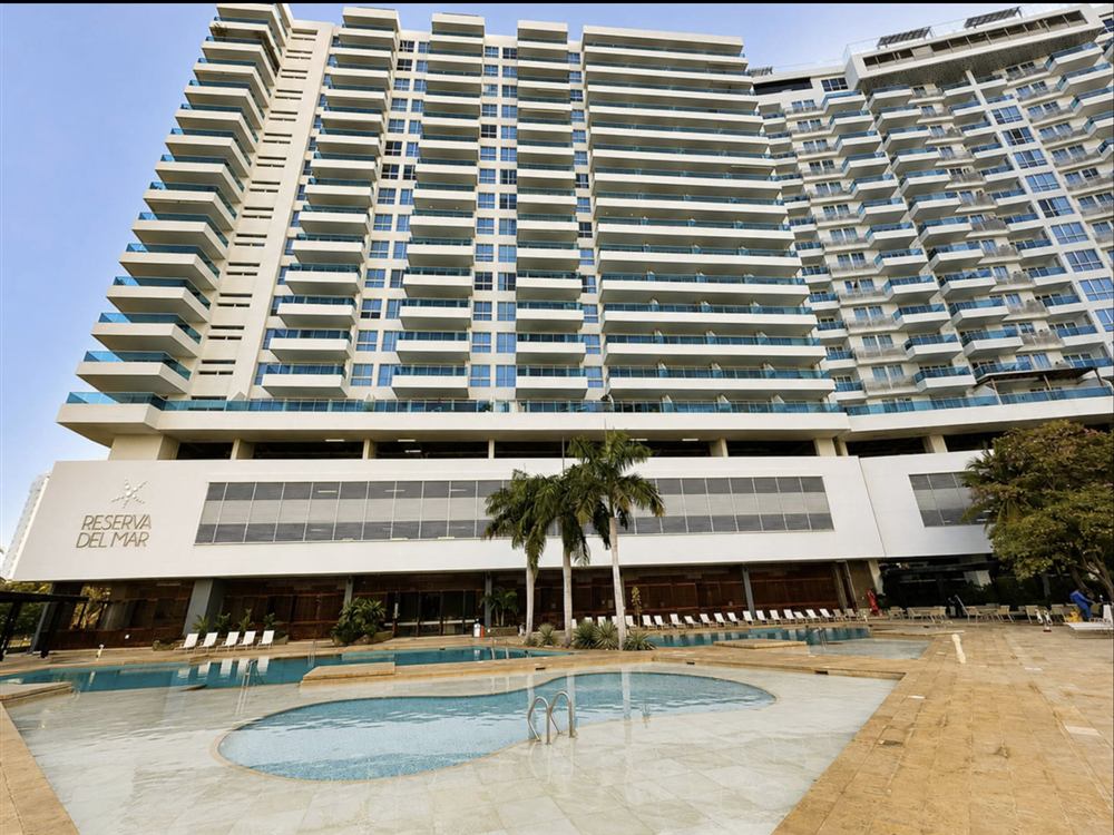 Piscinas del primer piso